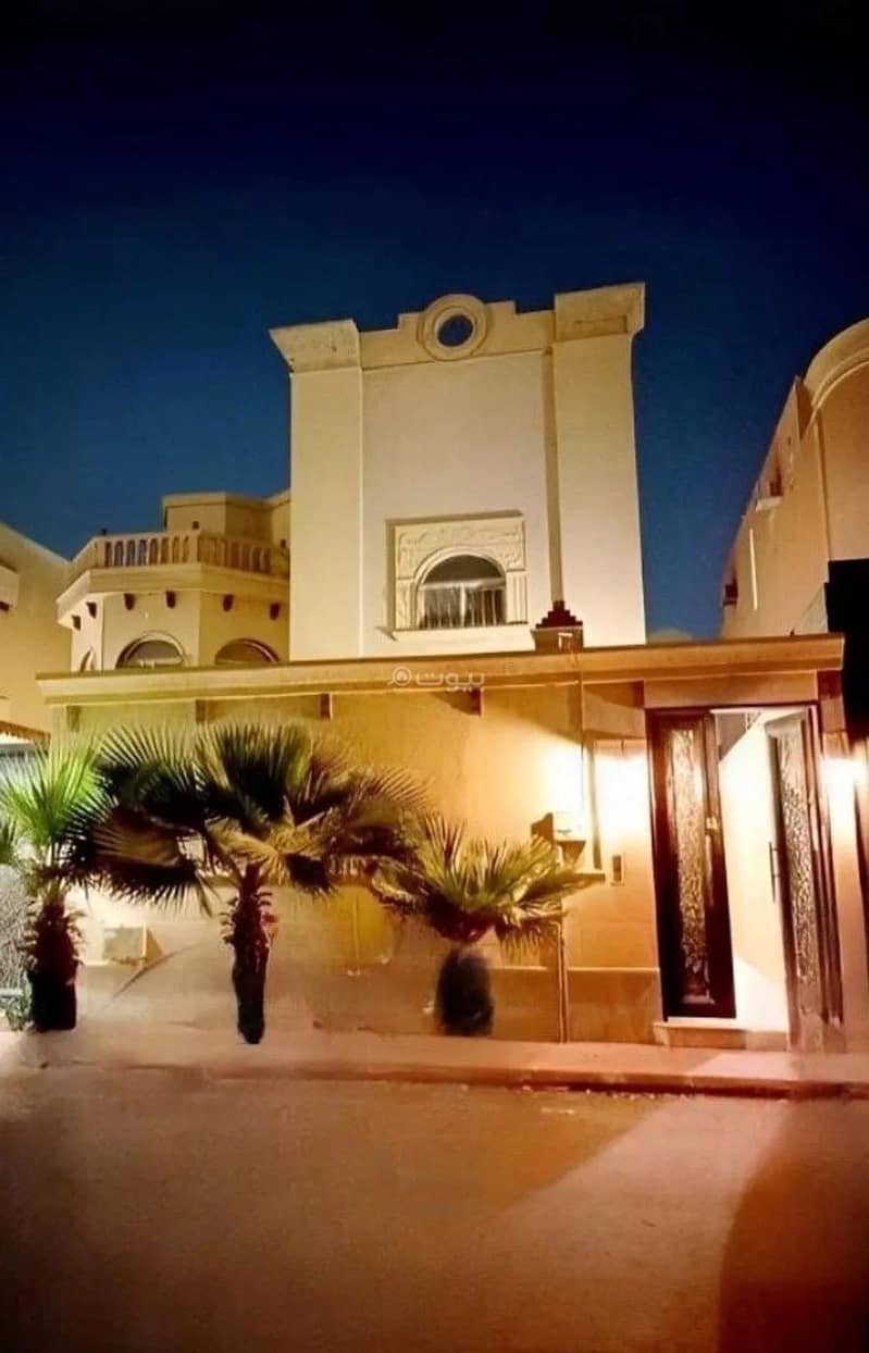 18 Bedrooms Villa For Sale in Al Maizilah, Riyadh