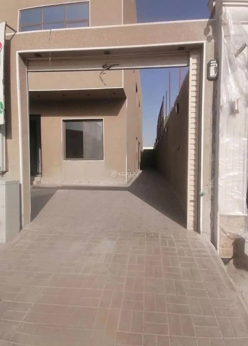 5 Bedrooms Floor For Sale in Al Duraihimiyah, Riyadh
