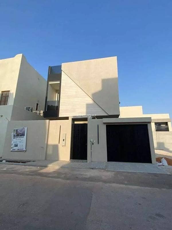 Villa For Sale in Al Qirawan, Riyadh