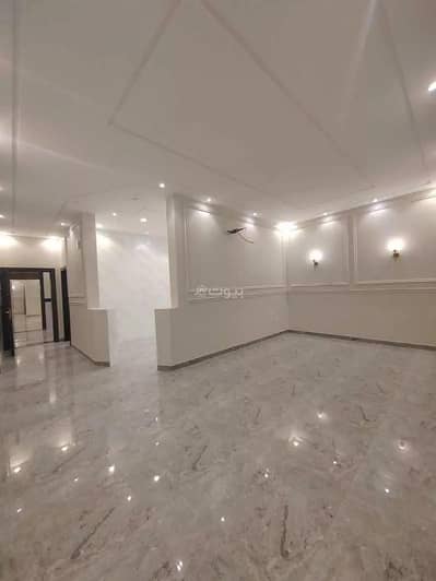 5 Bedroom Flat for Sale in North Jeddah, Jeddah - 5 Rooms Apartment For Sale on 12 Street, Jeddah