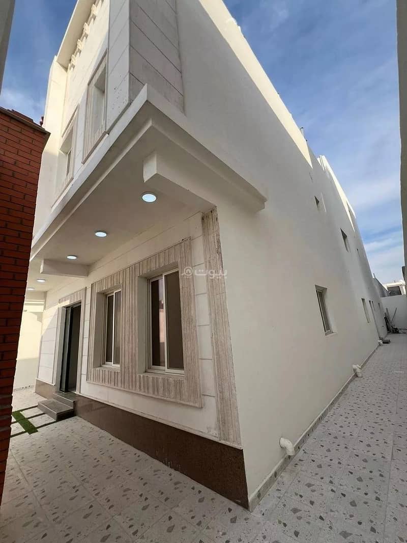 6 bedroom villa for sale in Al Amwaj, Al Khobar