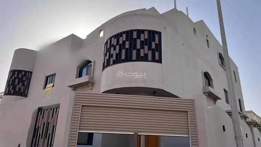 4 Bedroom Villa for Sale in North Jeddah, Jeddah - 8 Rooms Villa For Sale Abu Al-Hasan Bin Thabit