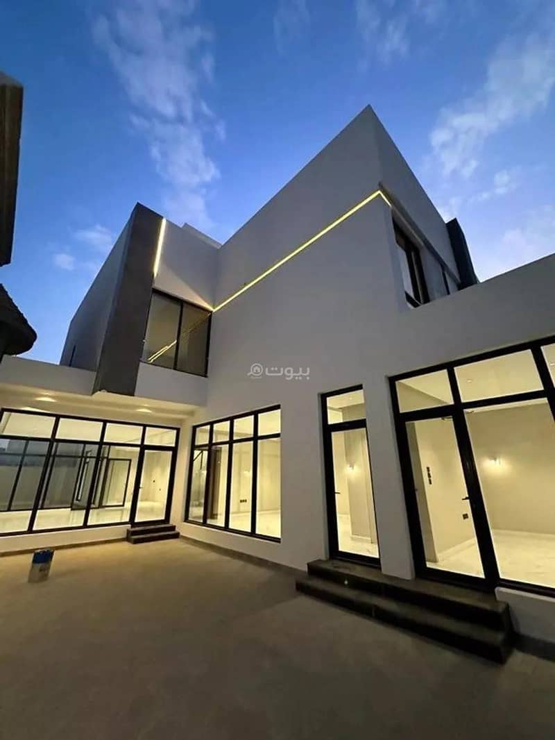 7 Bedrooms Villa For Sale in King Fahd, Abu Arish