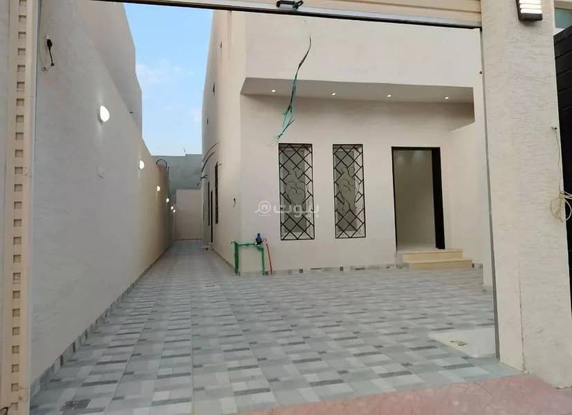 Floor in South Riyadh，Badr 1 bedroom 550000 SAR - 87572562