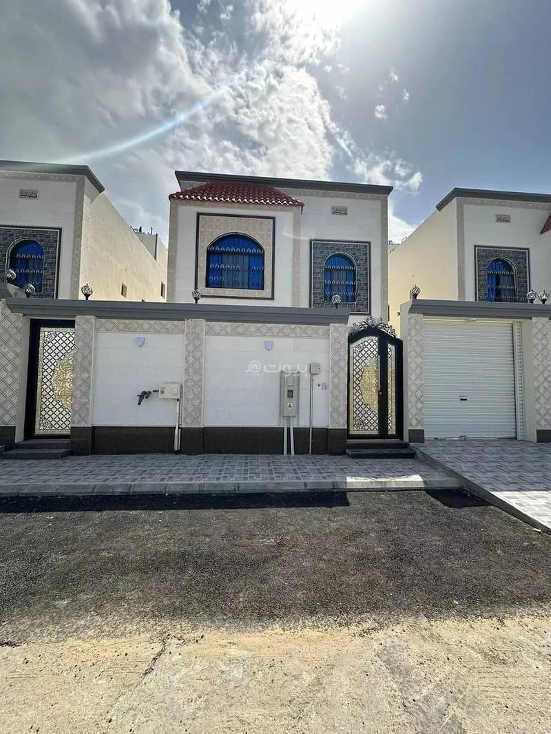 Villa For Sale in Al Amwaj, Al Khobar