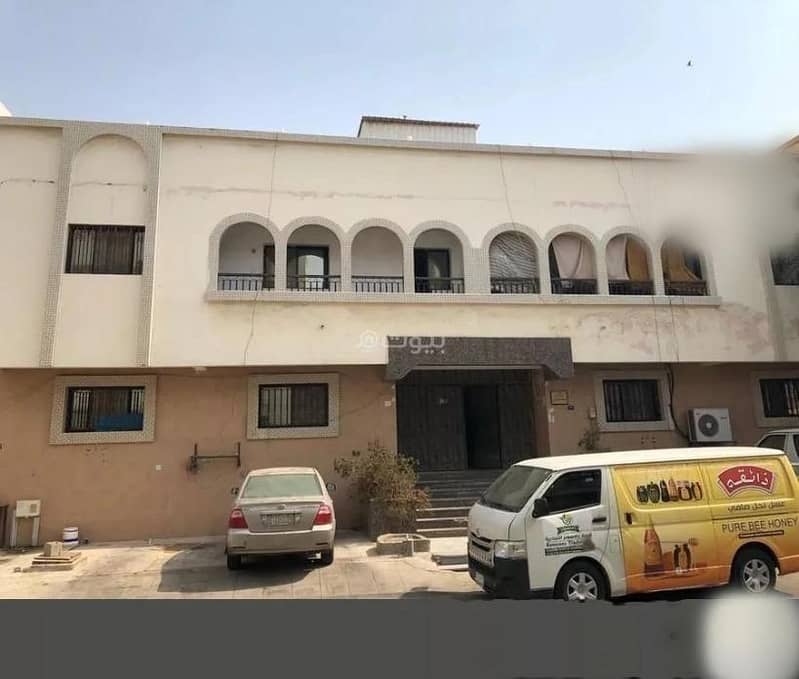 20-Room Building For Sale on Harqah Bint Al-Nu'man Street, Jeddah