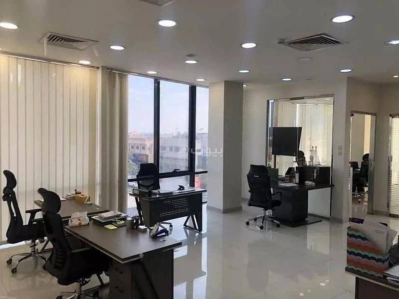 Commercial Office for Rent in Al Aziziyah, Dammam