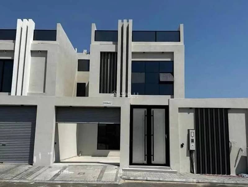 Villa For Sale on Ibrahim Bin Thunayan Street, Al-Dammam