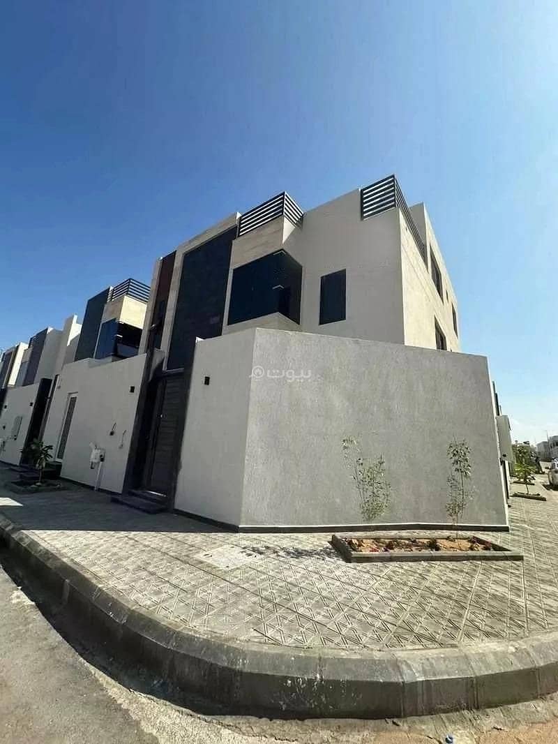 7 bedroom villa for sale in Shouran district, Madinah