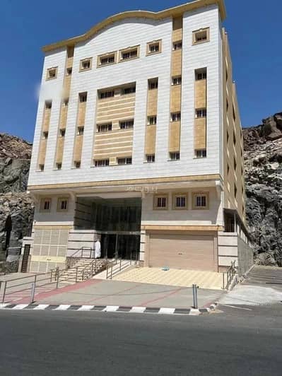 8 Bedroom Hotel for Sale in Al Aziziyah, Makkah - Hotel for Sale in Al Aziziyah, Makkah