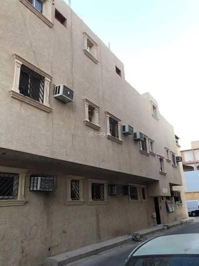 11 Bedroom Residential Building for Sale in Riyadh, Riyadh Region - Building For Sale, Al Yamamah, Riyadh