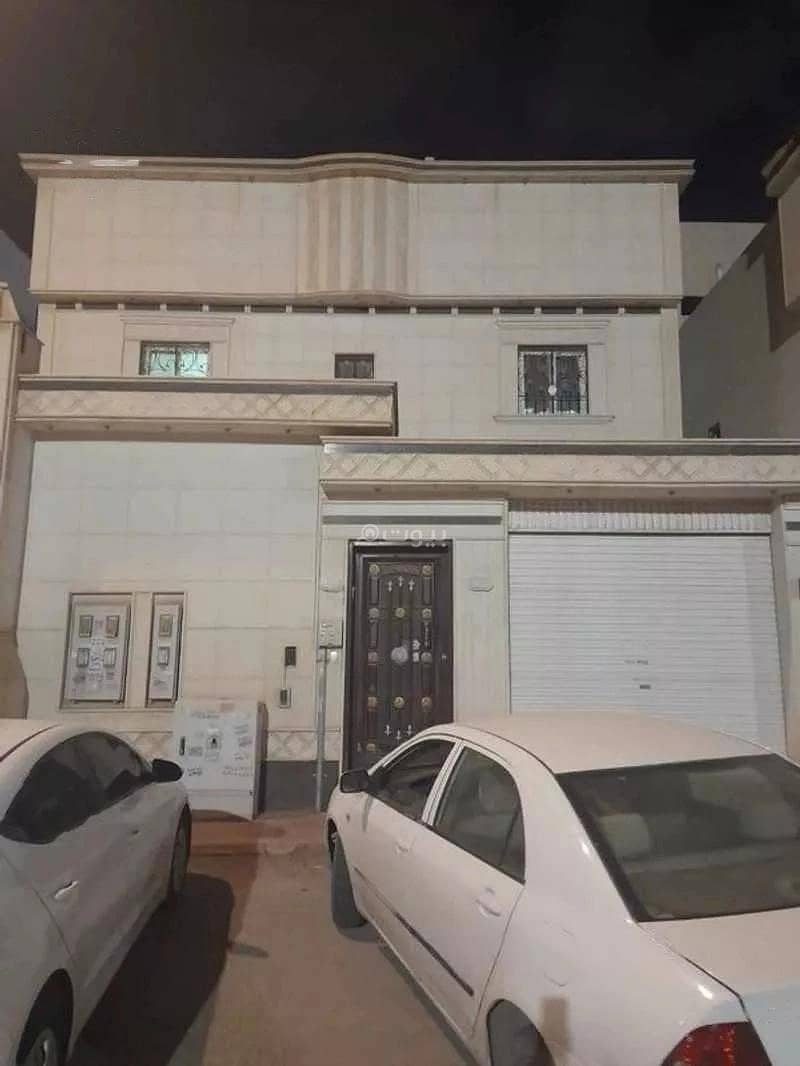 Internal Staircase Villa For Rent In Al Rimal, East Riyadh