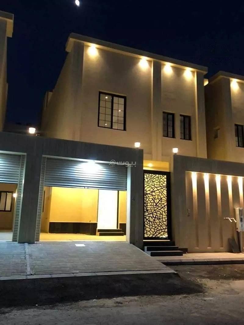 6 Rooms Villa For Sale on 20 Street, Al Amwaj, Al Khobar