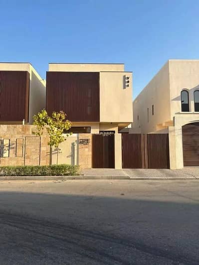 6 Bedroom Villa for Sale in Al Tahliyah, Al Khobar - 6 Rooms Villa For Sale in Tahlia, Al Khobar