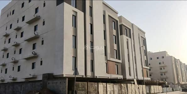 5 Bedroom Apartment for Sale in North Jeddah, Jeddah - 4-Room Apartment For Sale 20 Street, Jeddah