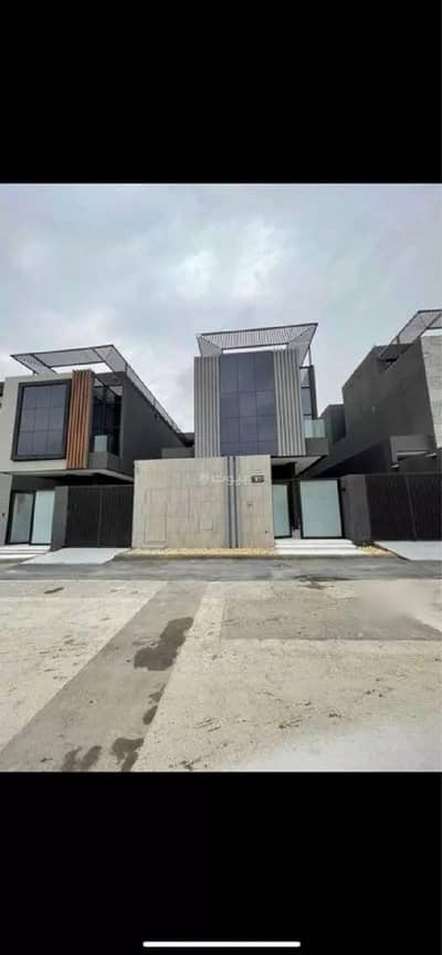 5 Bedroom Villa for Sale in North Riyadh, Riyadh - 5 Room Villa For Sale on 15th Street, Al Riyad