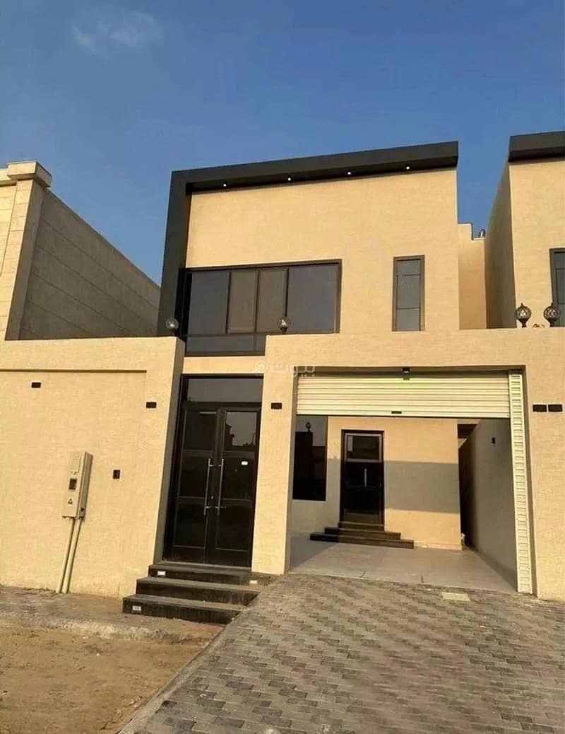 8 Bedrooms Villa For Sale in King Fahd Suburb, Dammam