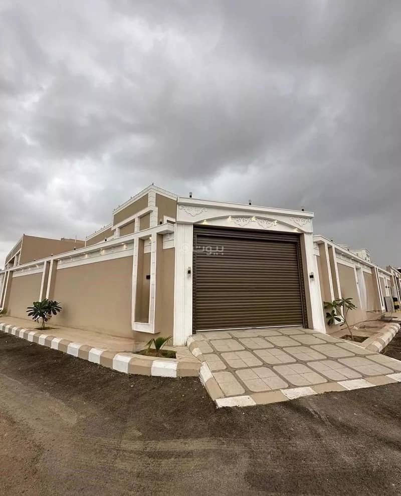 Villa in King Fahd 2 bedrooms 1220000 SAR - 87571889