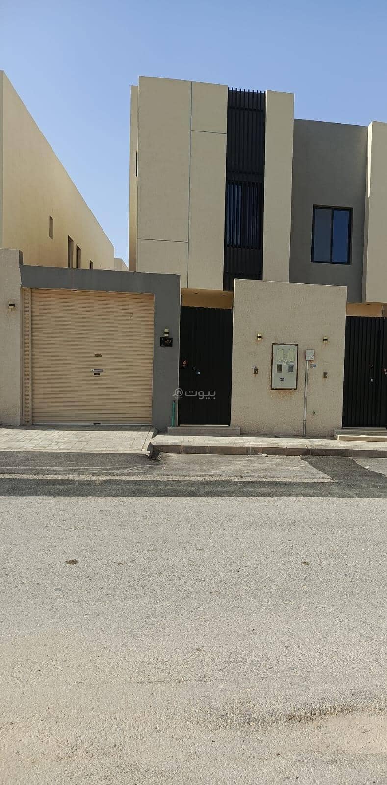 Floor for sale in Badr, South Riyadh