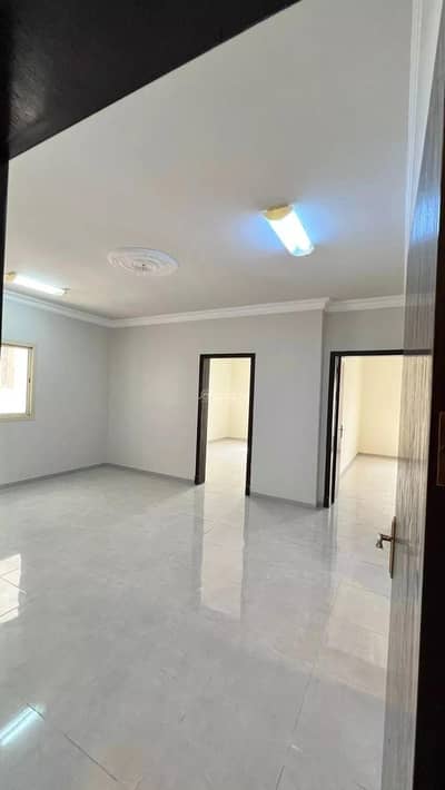 2 Bedroom Flat for Sale in Hajr, Dammam - 2 Bedrooms Apartment For Sale in Hajr, Dammam