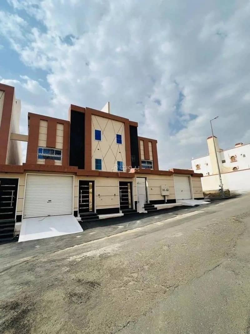 Villa For Sale in Tara, Khamis Mushait