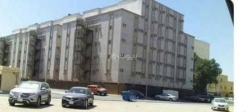 11 Bedroom Residential Building for Sale in North Jeddah, Jeddah - Residential building for sale in Safa district, Jeddah