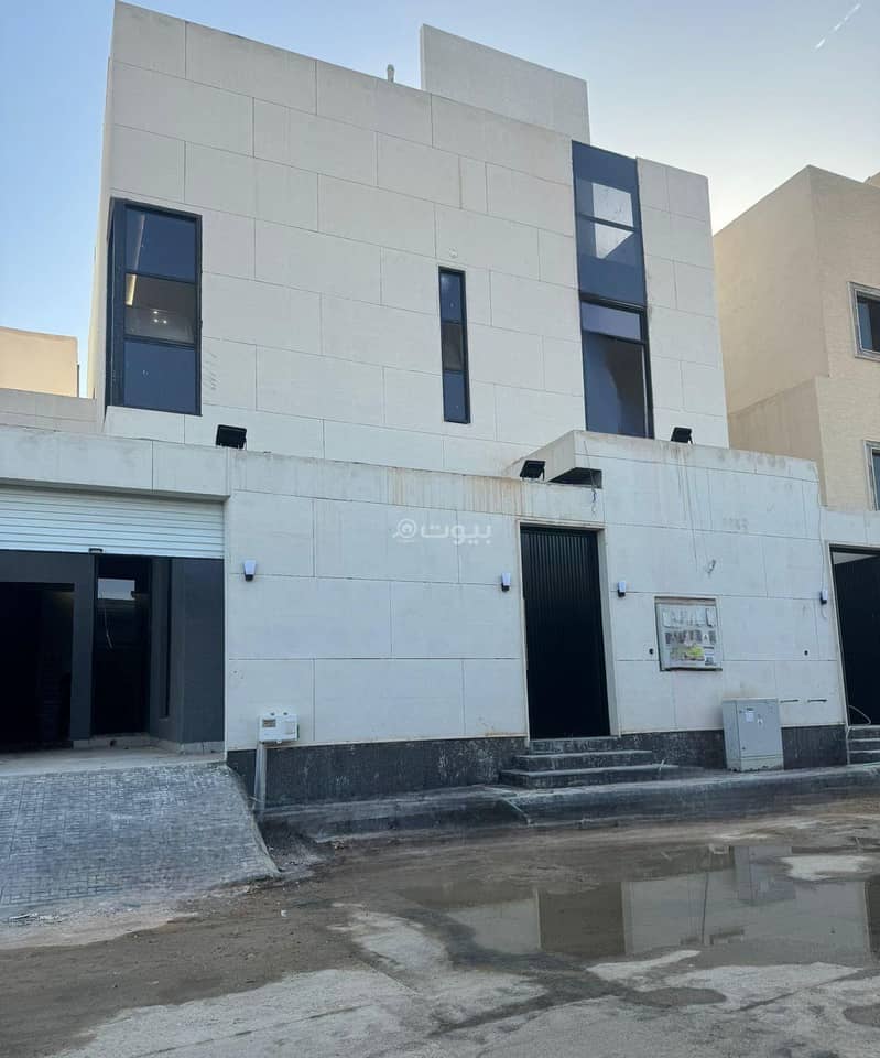 Floor for sale in Al Maizilah neighborhood, East Riyadh