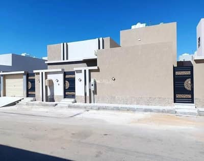 5 Bedroom Floor for Sale in Al Salam District, Al Badayea Al Qassim Region - Apartment For Sale in Al Salam, Al Badayea