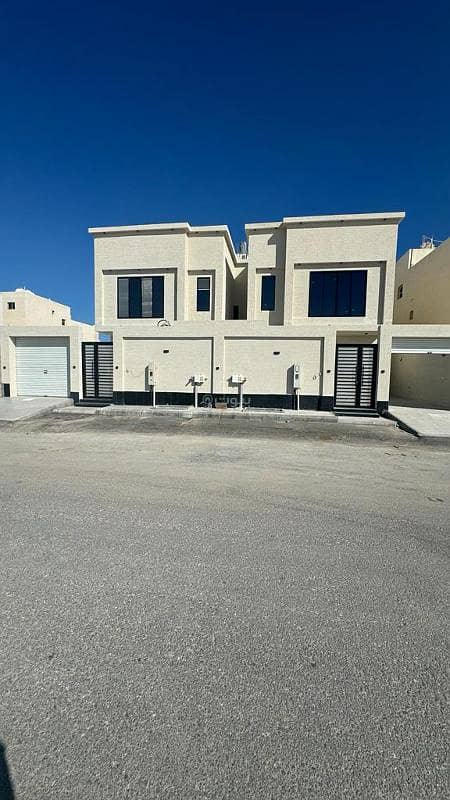 Villa For Sale in King Fahd Suburb, Dammam