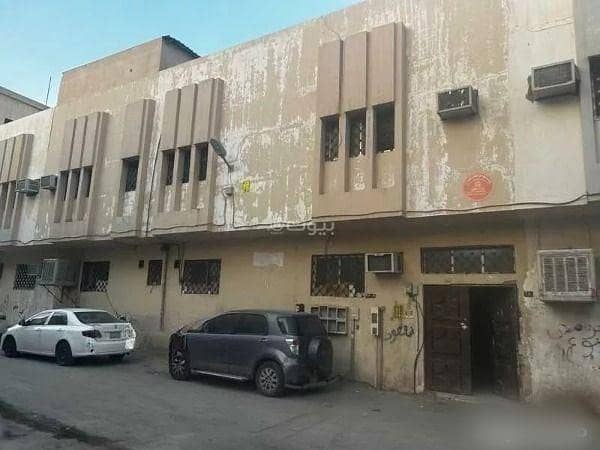 عمارة للبيع في شارع حنبل بن اسحاق حي الجنادرية الرياض