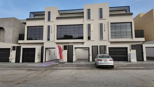 4 Bedroom Flat for Sale in North Riyadh, Riyadh - For sale a townhouse apartment in Al Malqa, North Riyadh