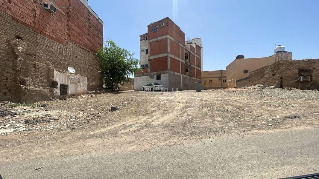 Land For Sale in Al Anabis, Madina