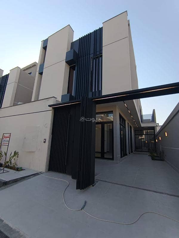 Modern villa for sale in Al Munsiyah district, Riyadh