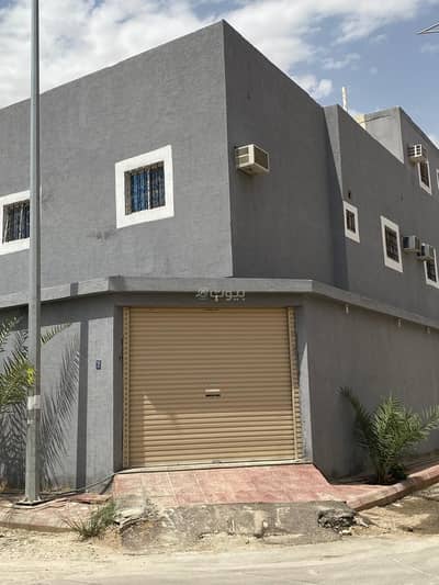 8 Bedroom Villa for Sale in Riyadh, Riyadh Region - Villa For Sale in Al Arid, North Riyadh