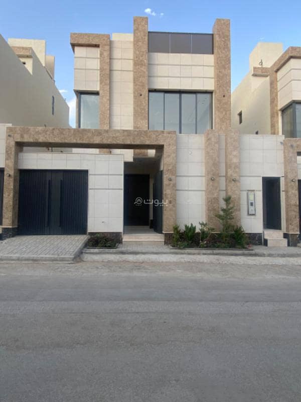 7 Bedroom Villa For Sale in Al Munsiyah, Riyadh