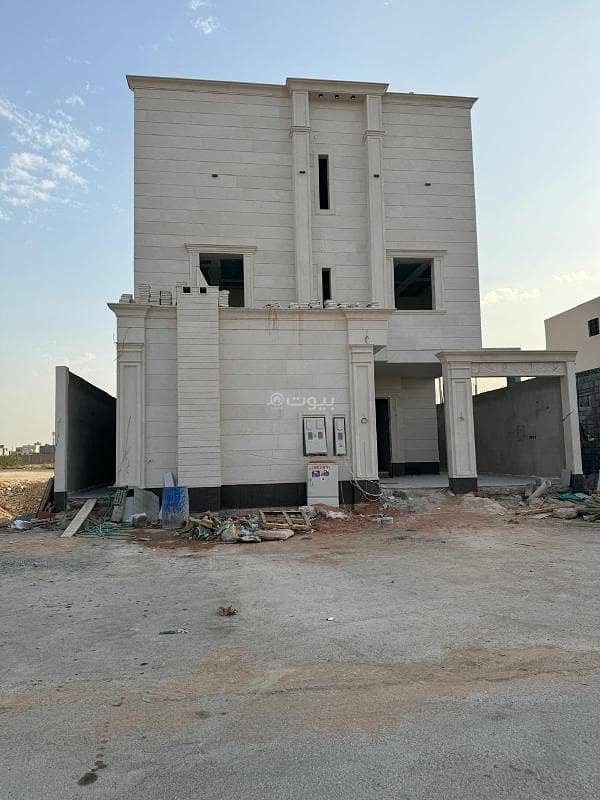 5 Bedrooms Villa For Sale in Al Bayan Neighborhood, Riyadh