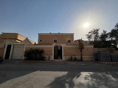 11 Bedroom Villa for Sale in Riyadh, Riyadh Region - Villa for sale in Al Badiah, West Riyadh