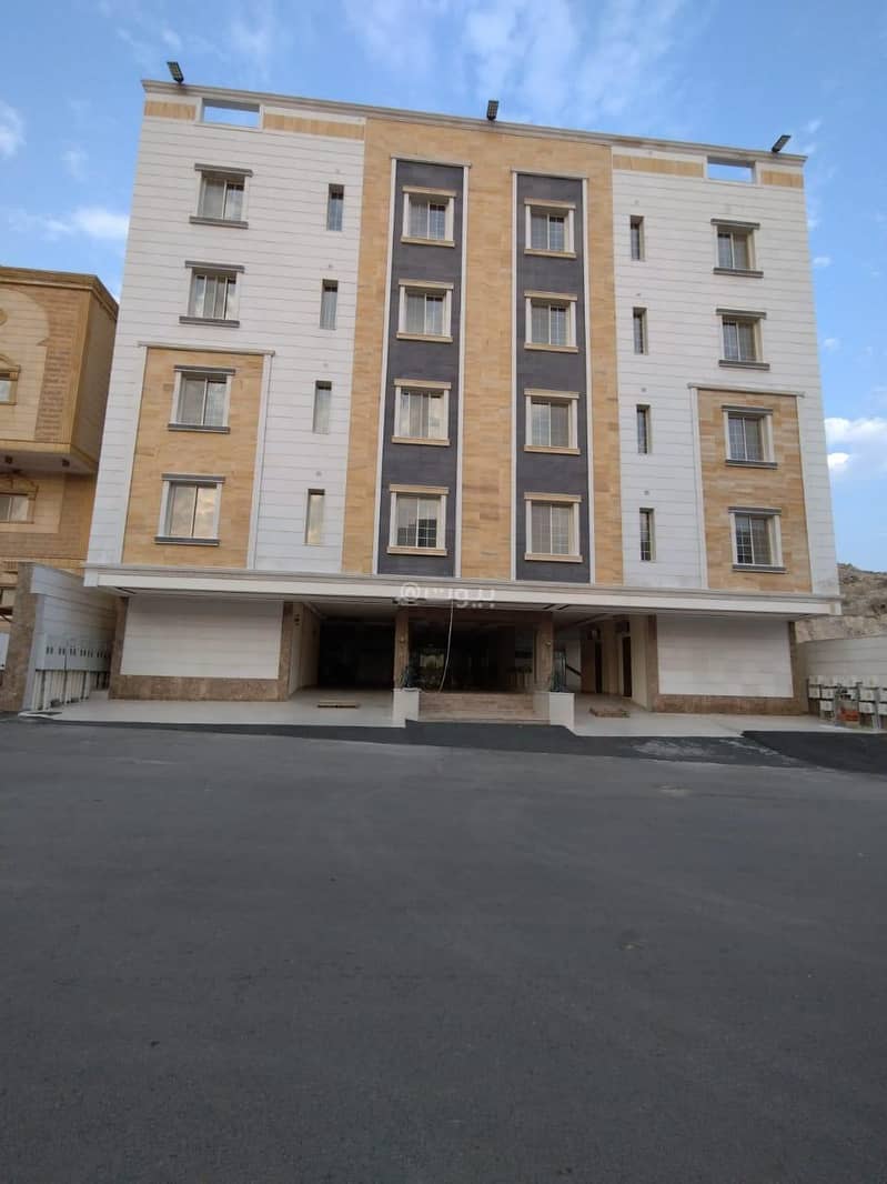 Roof Apartment For Sale In King Fahd, Makkah