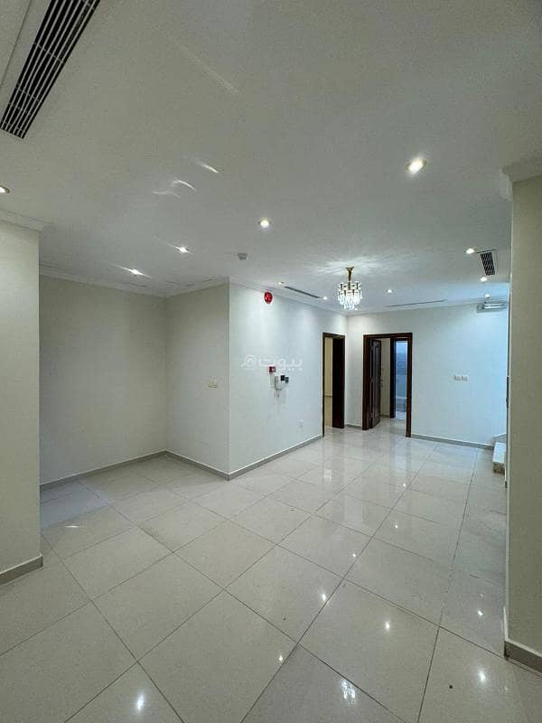 7 Bedroom Villa For Rent on Juwairiyah Bint Al Harith Street, Jeddah