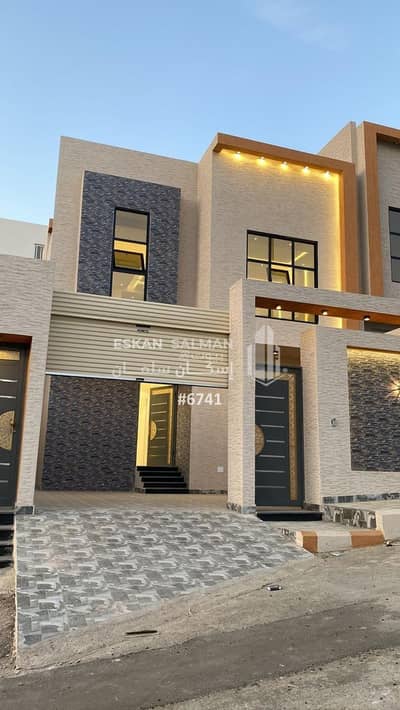 9 Bedroom Villa for Sale in Abha, Aseer Region - Villa - Abha - Al Ramida'a with the highest level of staff