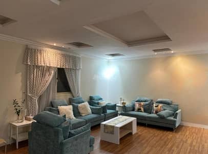 دور 5 غرف نوم للبيع في الرياض، منطقة الرياض - دور علوي مع ملحق للبيع في اشبيلية، شرق الرياض