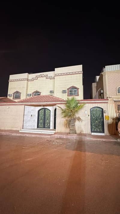 5 Bedroom Floor for Rent in Riyadh, Riyadh Region - 5 bedrooms for rent in Al Khaleej, Riyadh