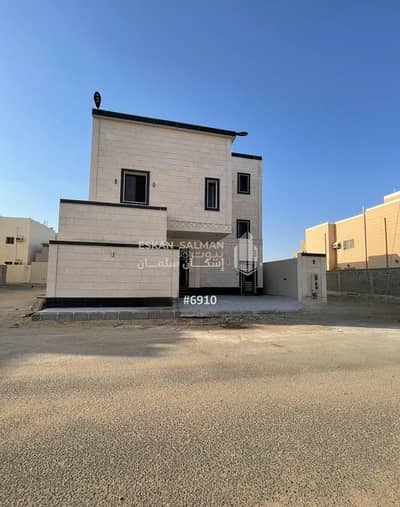 9 Bedroom Villa for Sale in Al Fanar, Bahrah 3 - Villa - Bahra - Bahra - Al Fanar