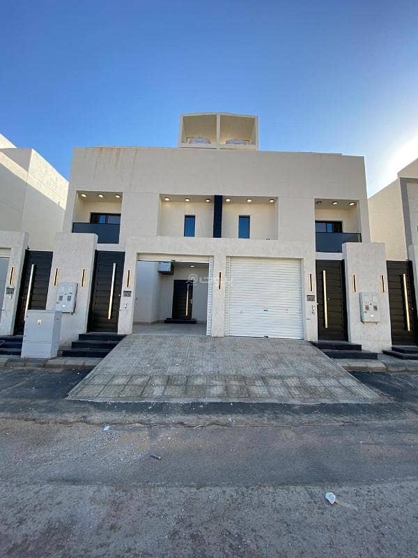 5-Bedroom Floor For Sale in Badr, Riyadh