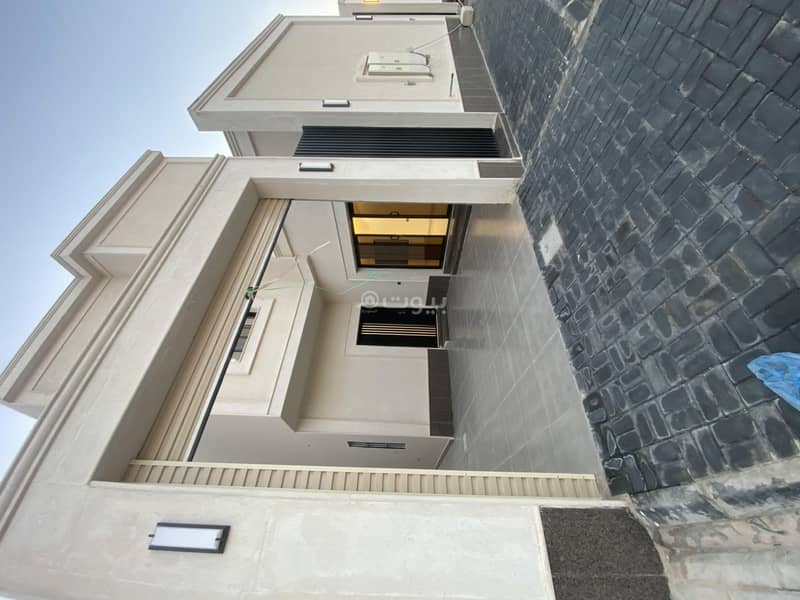 Floor For Sale in Al Bayan Neighborhood, East Riyadh