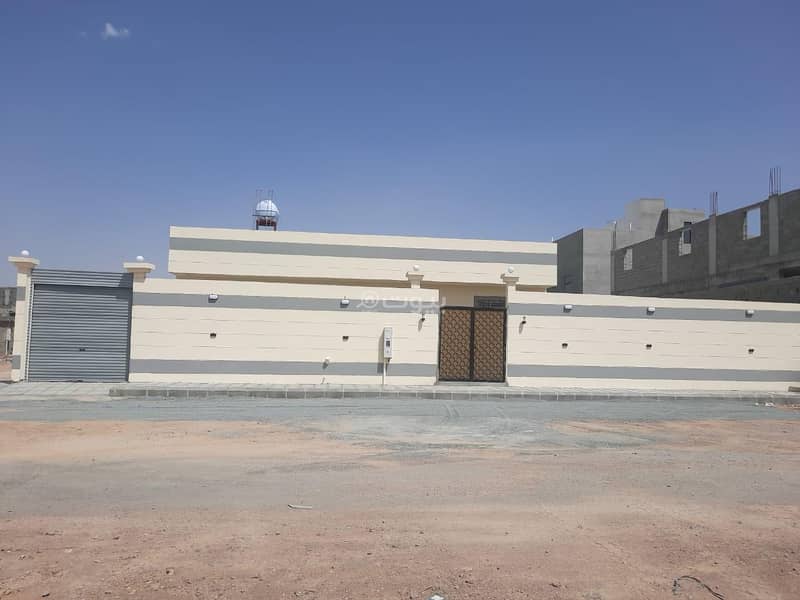 Floor for sale in Wadi Al Battan, Madina