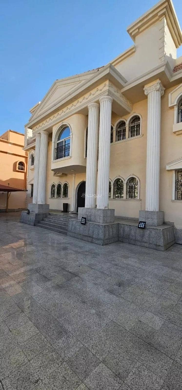 Villa for sale in Al Shati, North Jeddah