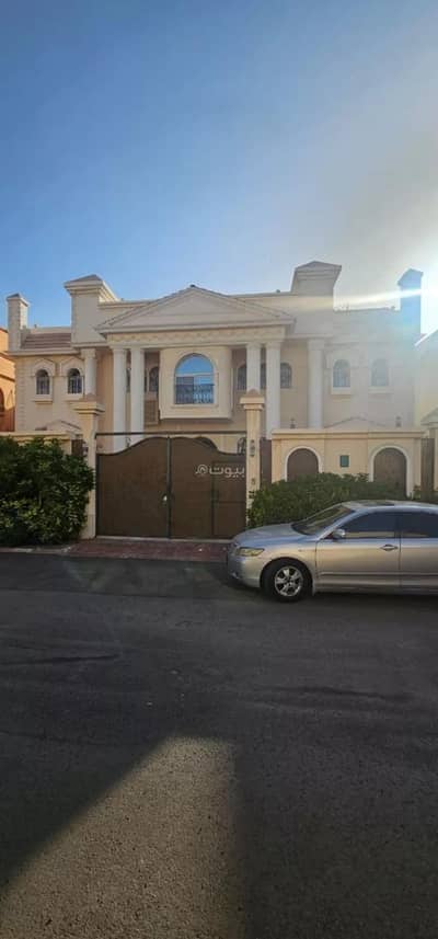 5 Bedroom Villa for Sale in North Jeddah, Jeddah - Villa for sale in Al Shati, North Jeddah