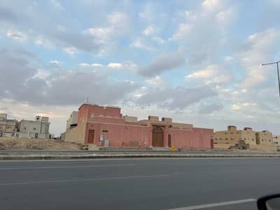 9 Bedroom Villa for Rent in West Riyadh, Riyadh - Villa for Rent in Dhahrat Laban, West Riyadh