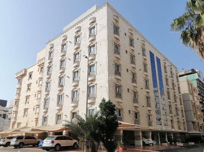 Apartment For Rent in  Al Hamraa, Central Jeddah